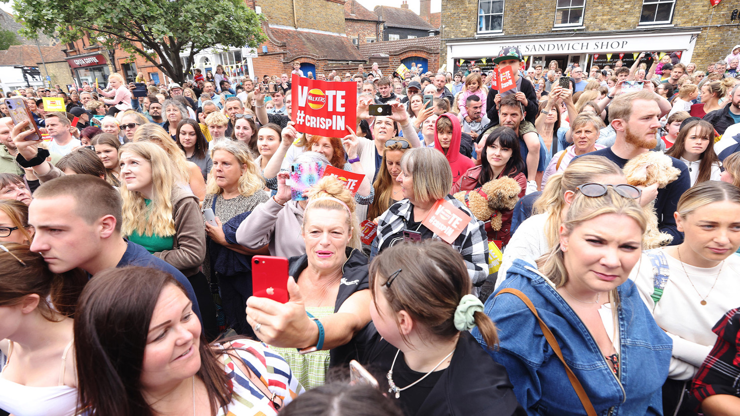 Walkers Crisp In Crisp Out 05