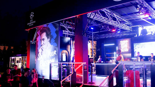 01. Pepsi Max Fan House Poster Frame 00